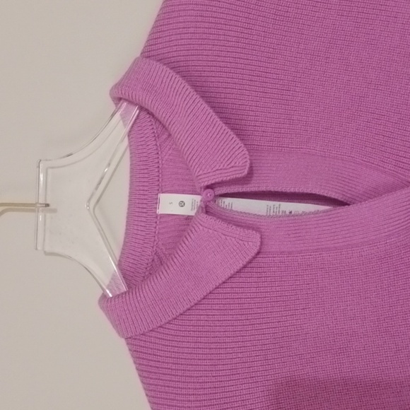 Lululemon Collared Merino Wool-Blend Sweater in Dahlia Mauve, Size S - Picture 5 of 14